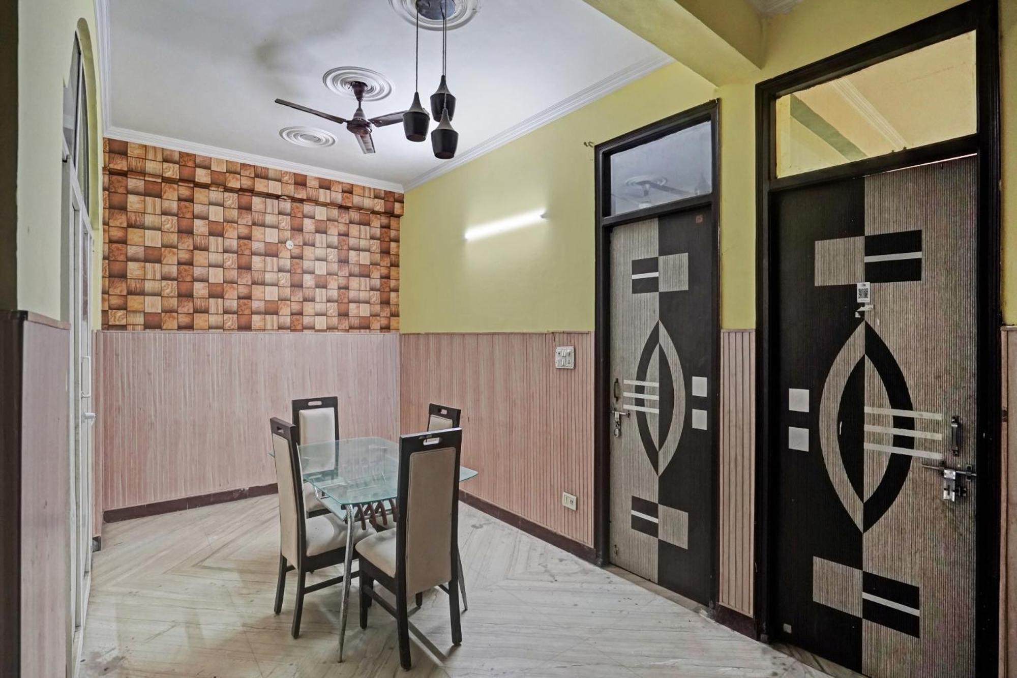 Hotel O Park View Noida Exterior photo